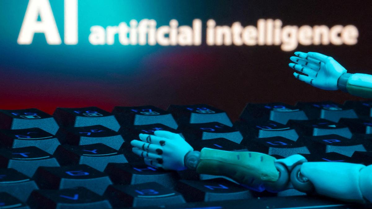 एआई कंपनियां अटलांटिक के दोनों किनारों पर अपनी ताकत बढ़ा रही हैं