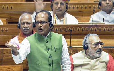 किसान आईडी पर काम तेज करें, उर्वरकों की आपूर्ति सुनिश्चित करें: कृषि मंत्री ने अधिकारियों से कहा