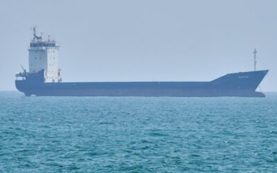 तेल की कीमतें, स्टॉक चढ़े क्योंकि यूएस-ईरान गतिरोध के कारण होर्मुज जलडमरूमध्य अधर में लटका हुआ है