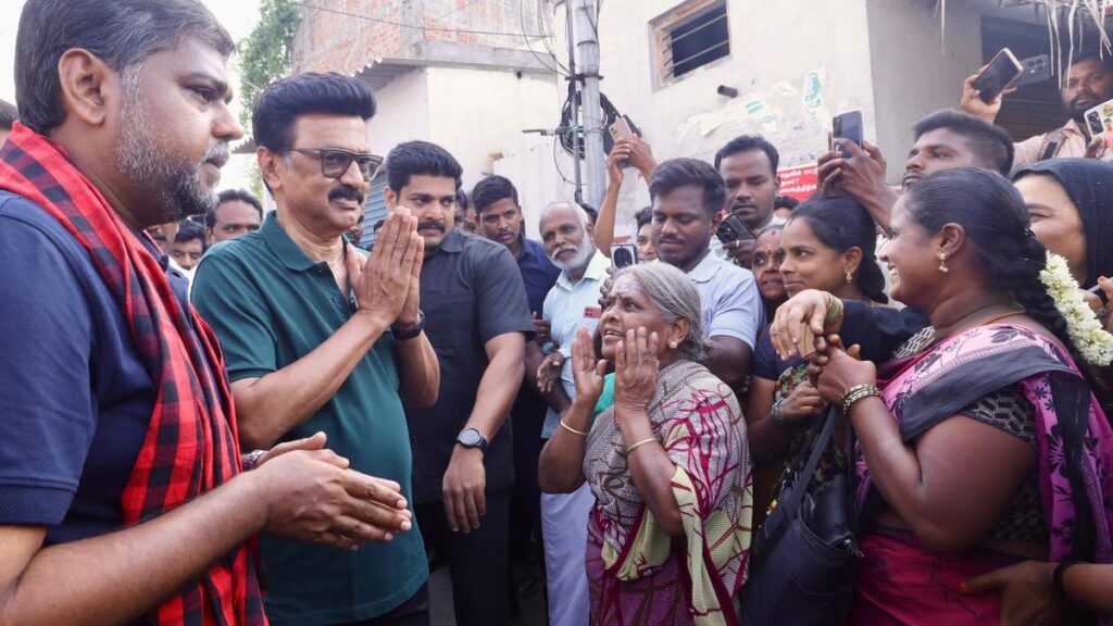 तमिलनाडु के सीएम स्टालिन ने धर्मपुरी के पलाकोड में प्रचार किया, सुबह की सैर के दौरान बच्चे का नाम ‘द्रविड़न’ रखा