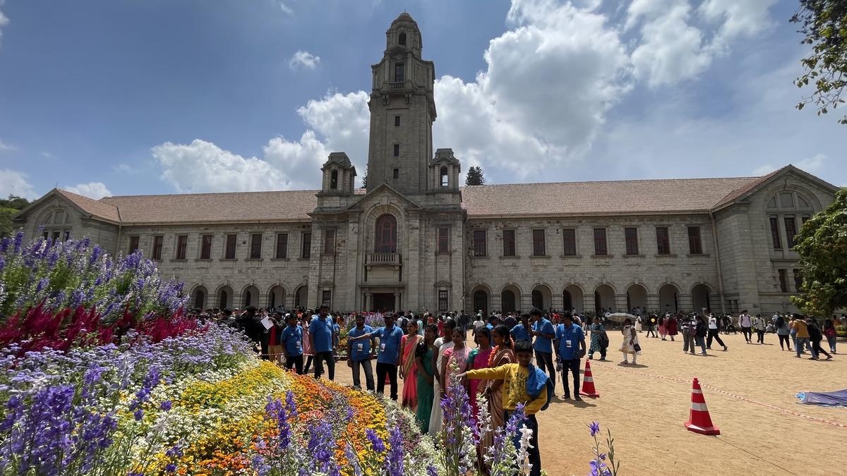 बजट विज्ञान मिशनों को बड़ी संख्या देता है लेकिन मुख्य फंडिंग का अंतर बना रहता है