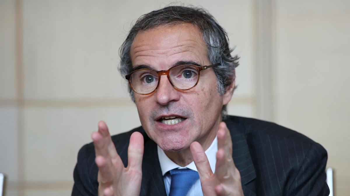 बड़ी खबर: इज़राइल-ईरान युद्ध लाइव: संयुक्त राष्ट्र परमाणु प्रमुख का कहना है कि युद्ध समाप्त करने के लिए ईरान की परमाणु गतिविधियों को सत्यापित करने के लिए 'बहुत विस्तृत' उपायों को समझौते में शामिल किया जाना चाहिए
 | Bihar News | Govt Update 2026