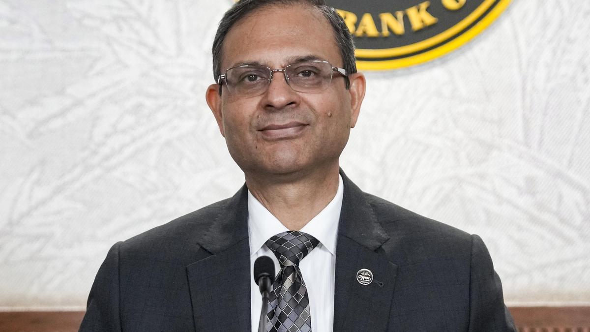 'हमारी अर्थव्यवस्था मजबूत स्थिति में है, हम कहीं बेहतर स्थिति में हैं', आरबीआई गवर्नर मल्होत्रा ​​कहते हैं