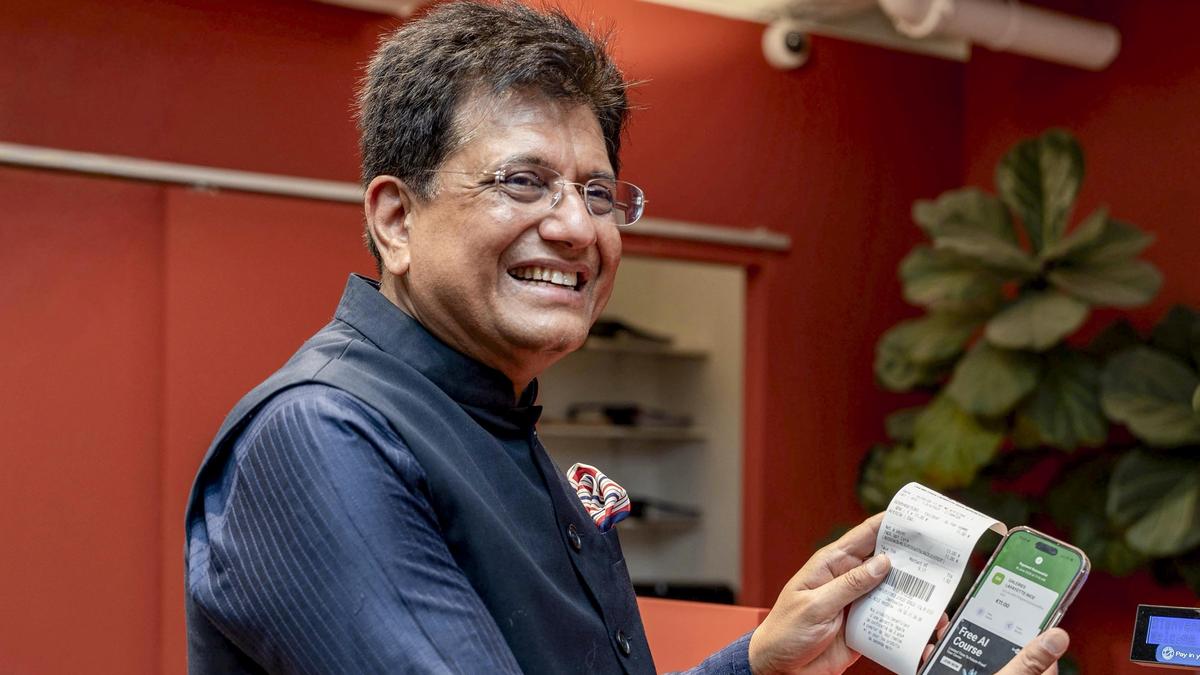 पीयूष गोयल ने कॉरपोरेट्स, निवेशकों, वेंचर फंडों से कहा, इससे पहले कि बहुत देर हो जाए, भारत में निवेश करें