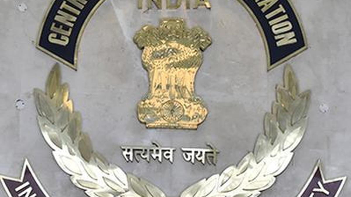 सीबीआई ने रिलायंस एडीए ग्रुप मामले में आरसीएफएल, आरएचएफएल के पूर्व सीईओ को गिरफ्तार किया